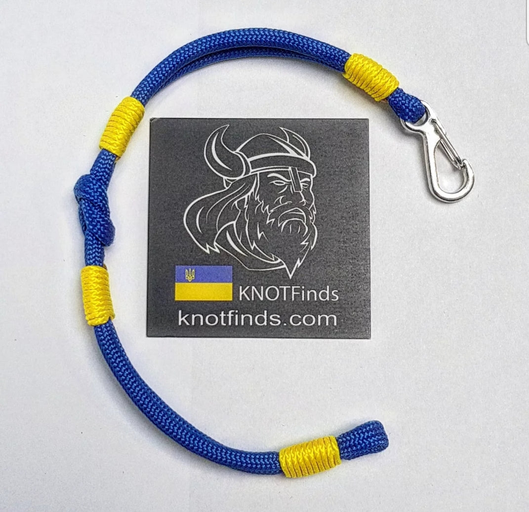 πΊπ¦ Handmade Ukrainian Paracord Bracelet β Thin Military Bangle with Carabiner | Glory to Ukraine Symbol | Waterproof Survival Rope Bracelet for Men & Women