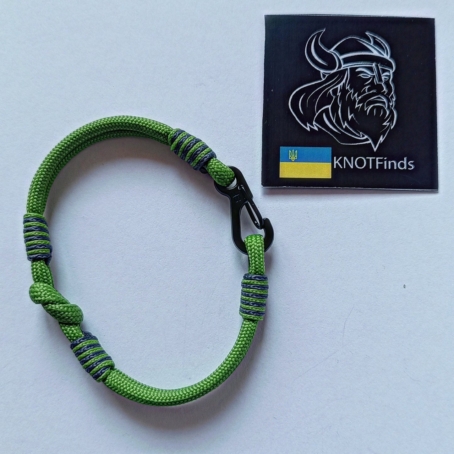 Thin green mint paracord bracelet. Skydiving bangle. Enchanting mood. Street style. Surfer bracelet. Summer bangle. Beach accessory. Pepper mint bangle color. Saint Patrick's Day