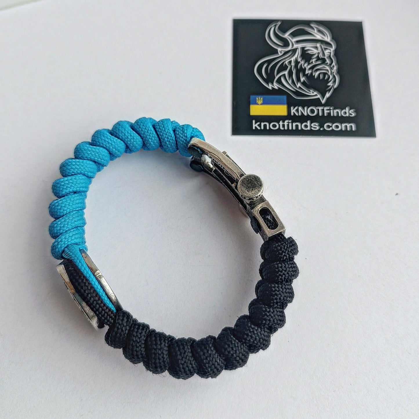 Paracord bangle. Paracord jewelry. Pagan symbols. Svarog square. Sky blue bracelet. Men's accessories.