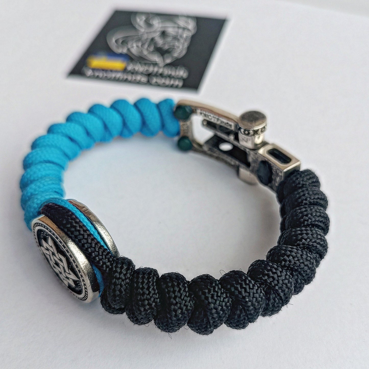 Paracord bangle. Paracord jewelry. Pagan symbols. Svarog square. Sky blue bracelet. Men's accessories.