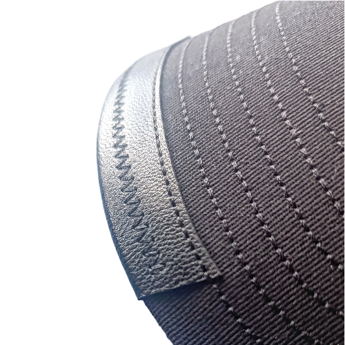 Black baseball cap with “Drakar Viking Ship” print. Stylish Scandinavian baseball cap with a print of the logo of the legendary brand “KNOTFinds”.