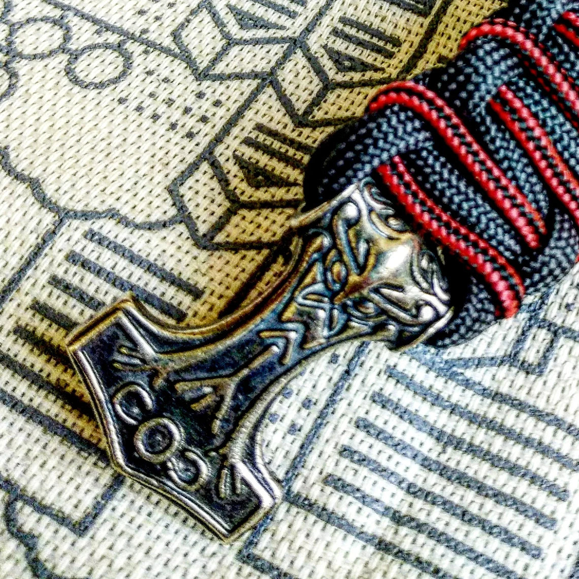 Graphite and bloody strip Nordic paracord bracelet "THOR'S HAMMER". A gift for men. Scandinavian style, Celtic knot.