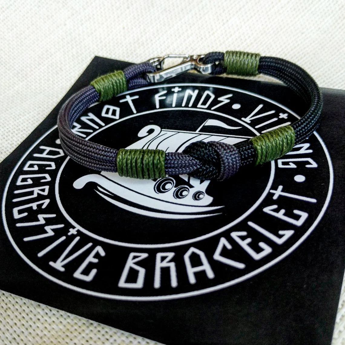 Viking bracelet / Scandinavian jewelry / gift for him / paracord bracelet / parachute cord / viking cuff / biker bangle