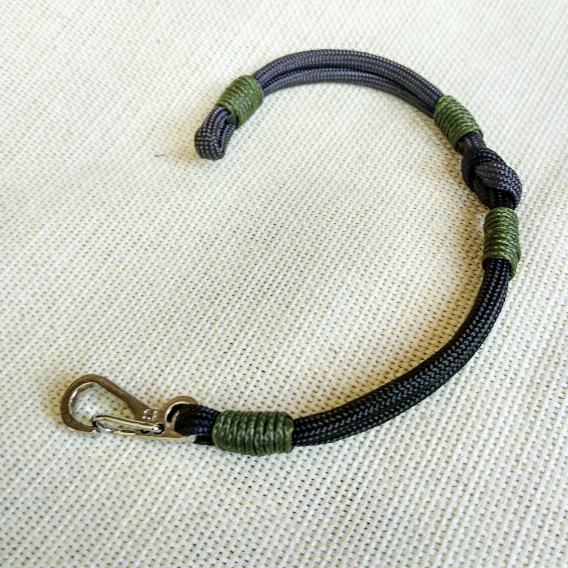 Viking bracelet / Scandinavian jewelry / gift for him / paracord bracelet / parachute cord / viking cuff / biker bangle