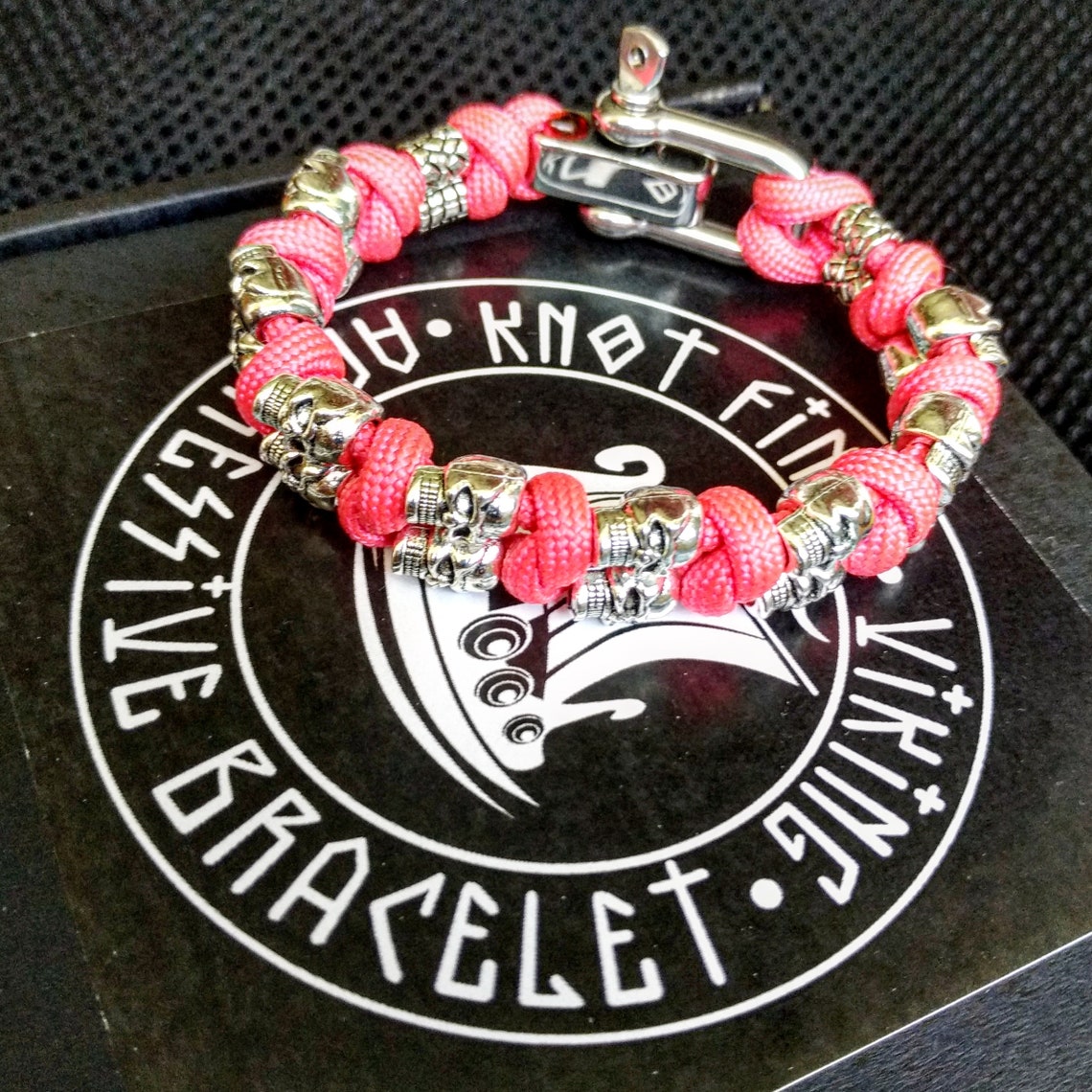 Stylish pink bracelet / Celtic knot / Scandinavian jewelry / Womans skull bangle /