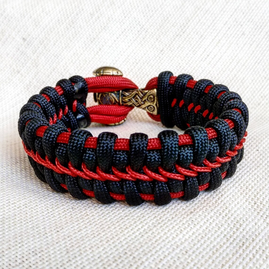 Paracord Bracelet "Thor's Hammer"