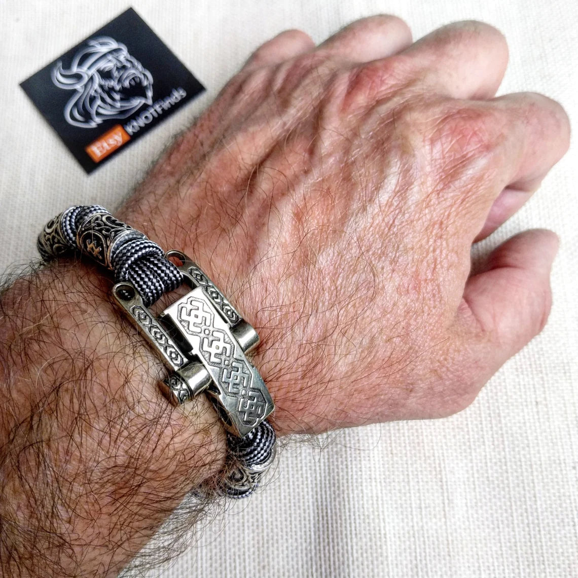 Runic paracord bracelet "VIKING". Nordic bracelet with steel runes beads.