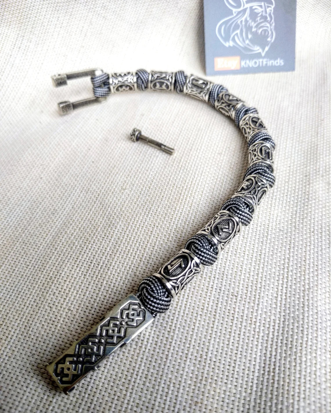 Runic paracord bracelet "VIKING". Nordic bracelet with steel runes beads.