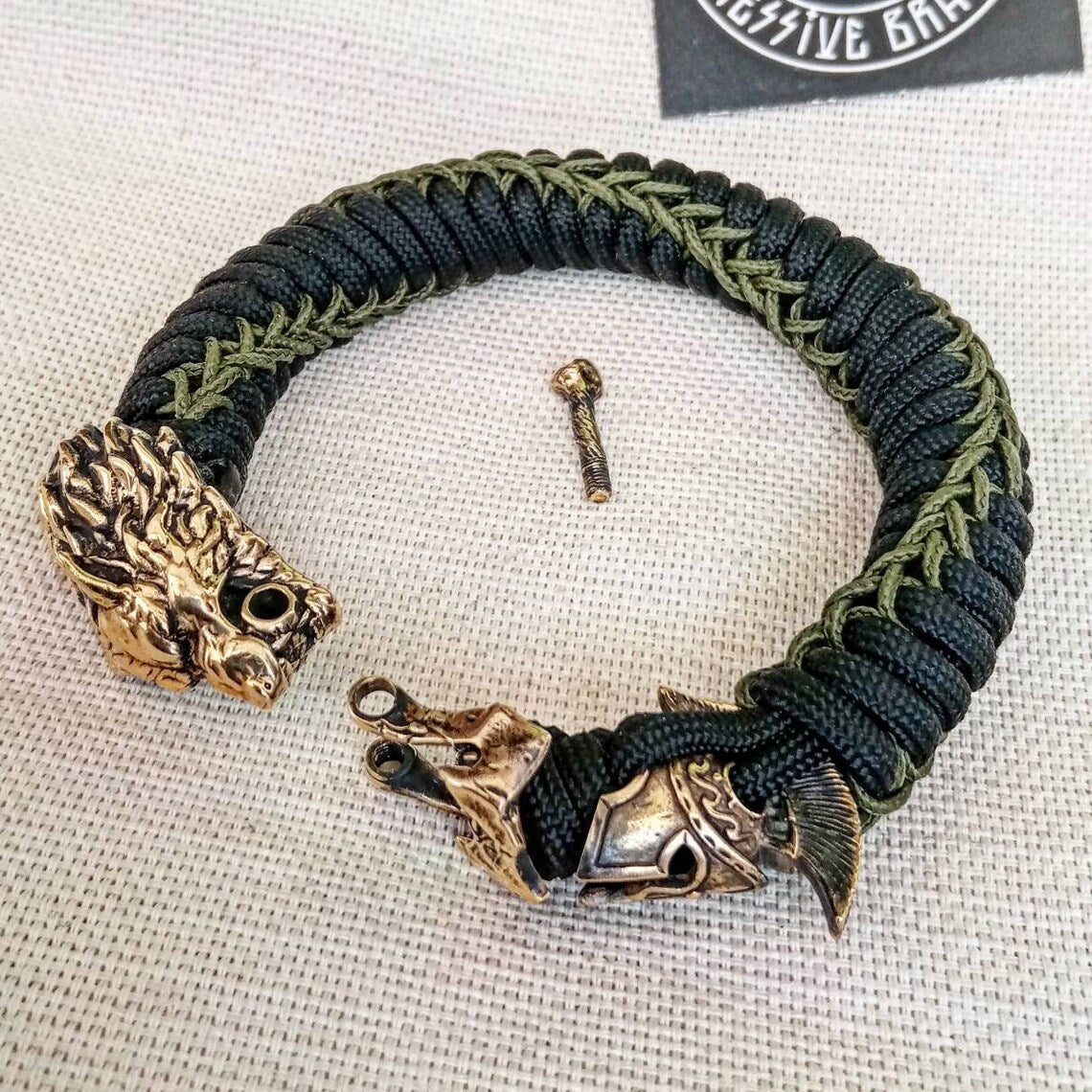 Paracord bracelet with beads "Wolf and Spartan". Men's style, a gift for tough men. Biker bracelet.
