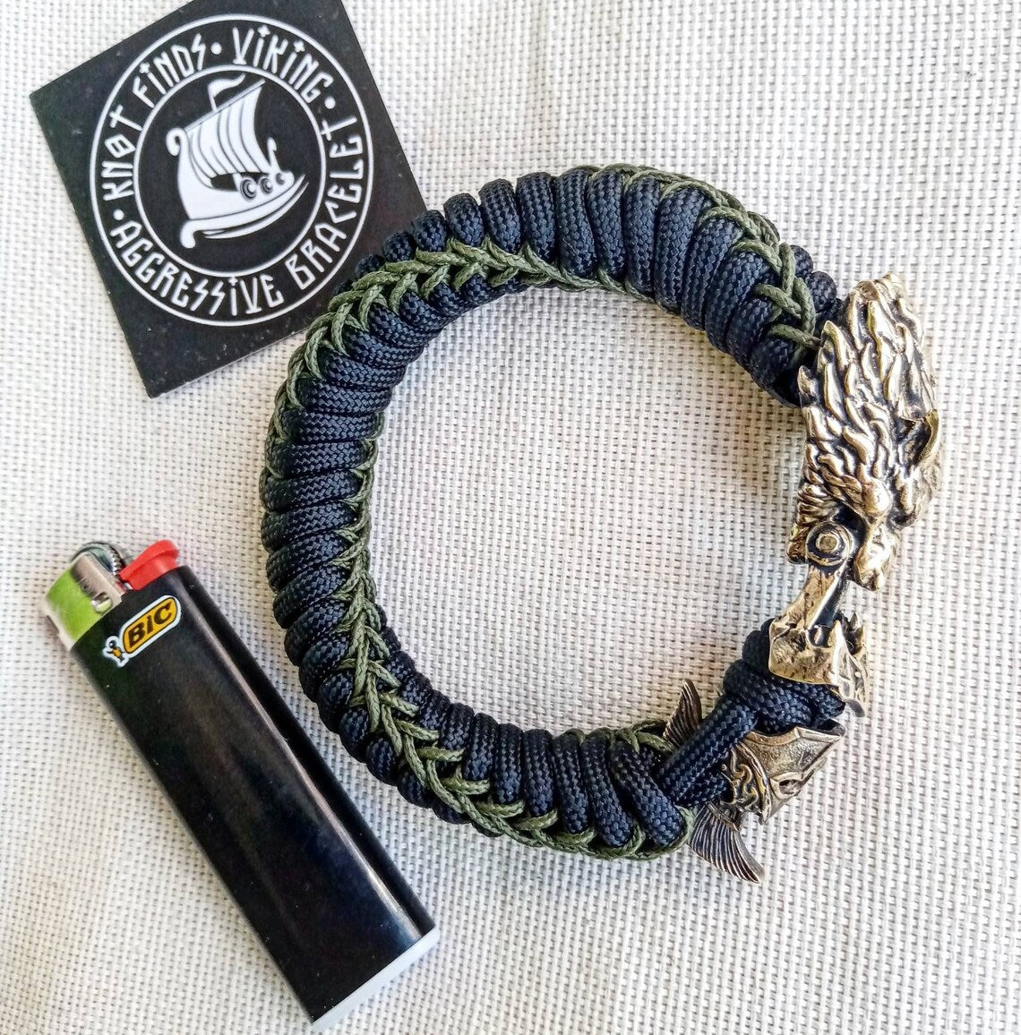 Paracord bracelet with beads "Wolf and Spartan". Men's style, a gift for tough men. Biker bracelet.