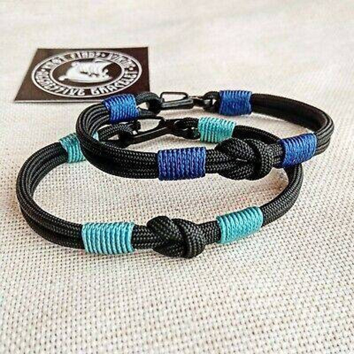 Thin skydiving bracelet made of paracord and carbine for men. Sky style. Extreme durable.
