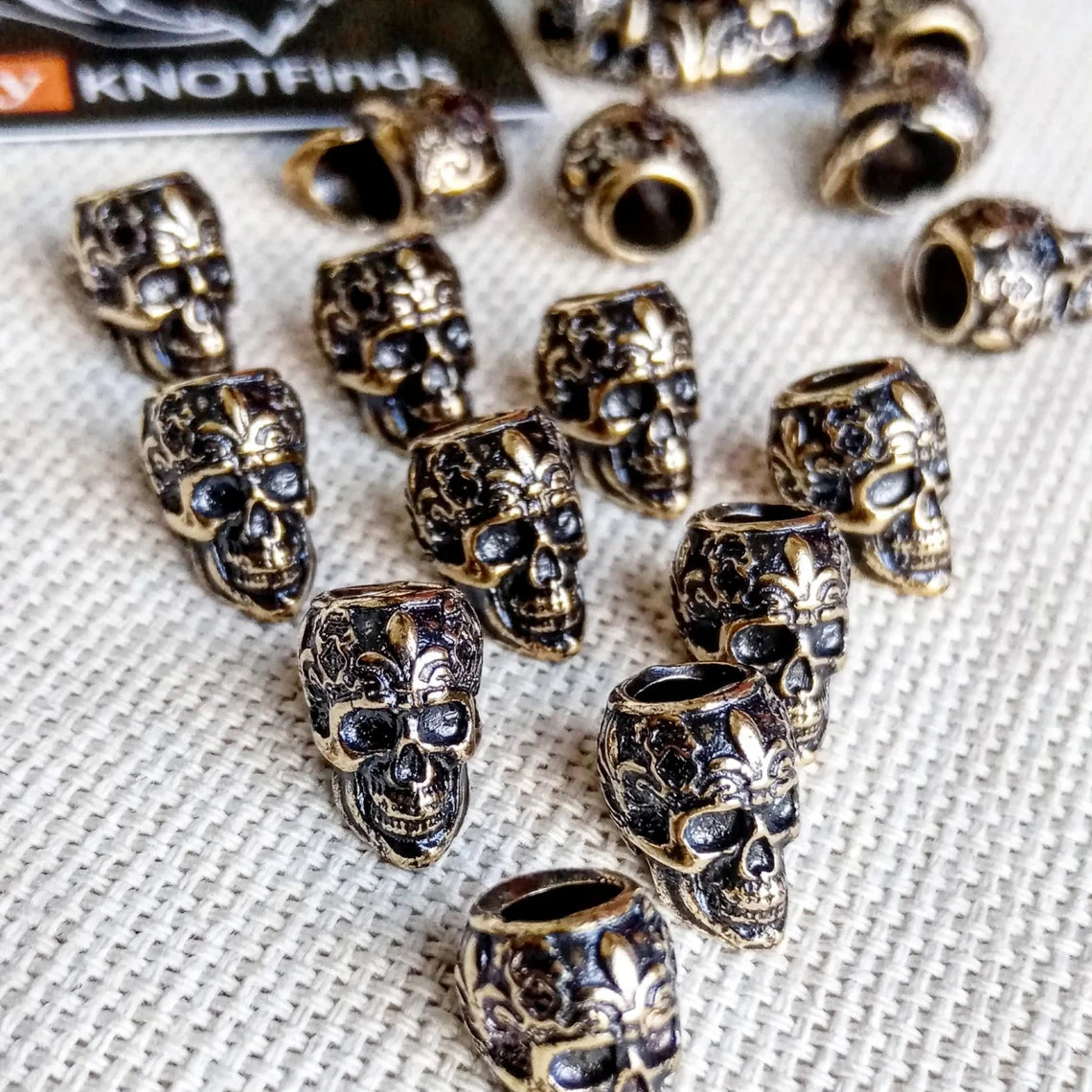 Celtic brass beads, SKULL, ua tactical paracord 550. Set for weaving a bracelet from paracord. DIY gift. Do it yourself.