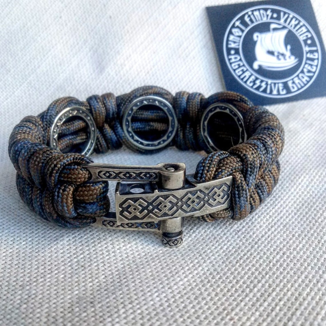 Set for weaving a bracelet from paracord. DIY gift. Do it yourself. Celtic bracelet VIKING PROTECTIVE amulet.