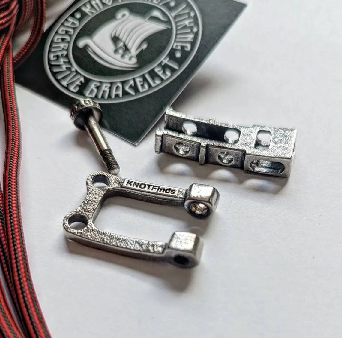 Bracelet steel lock. Paracord Buckles, Viking-style paracord beads. Viking jewelry, manual casting.