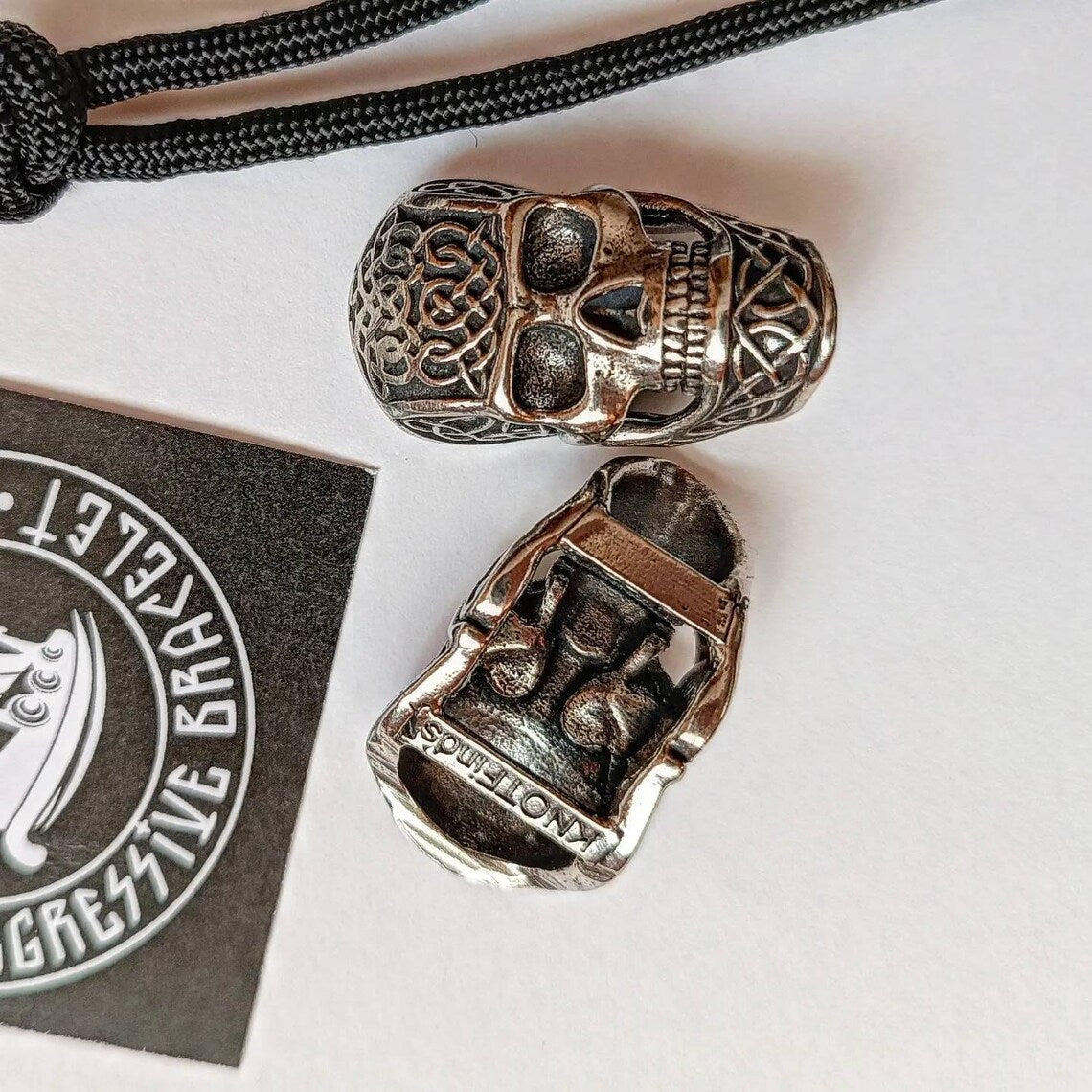 Skull beads for paracord bracelet. Skull symbol. Viking jewelry. Scandinavian skull. Biker's accessories.
