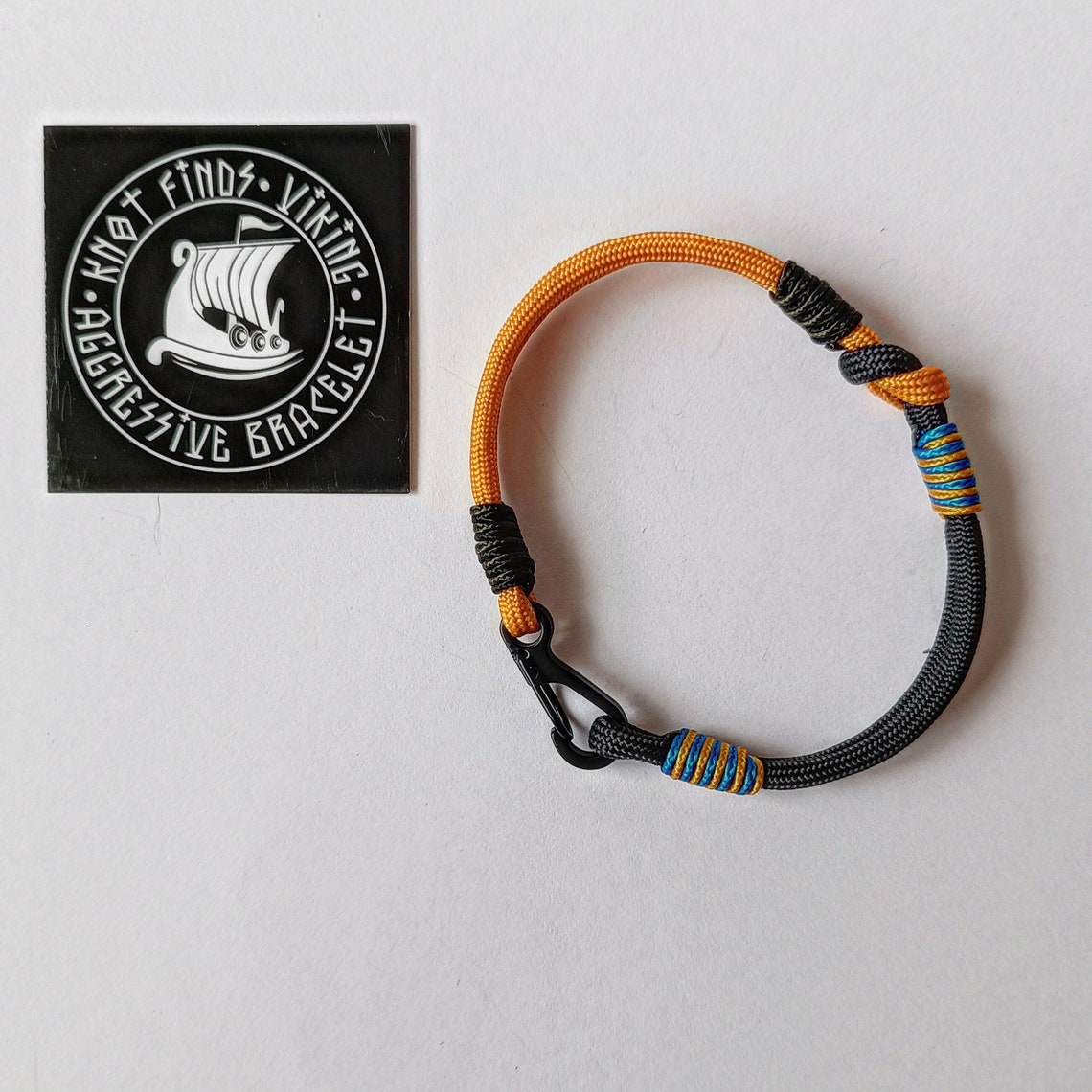 Thin paracord bracelet. Skydiving bangle. Street style. Surfer bracelet. Summer bangle. Beach accessory.