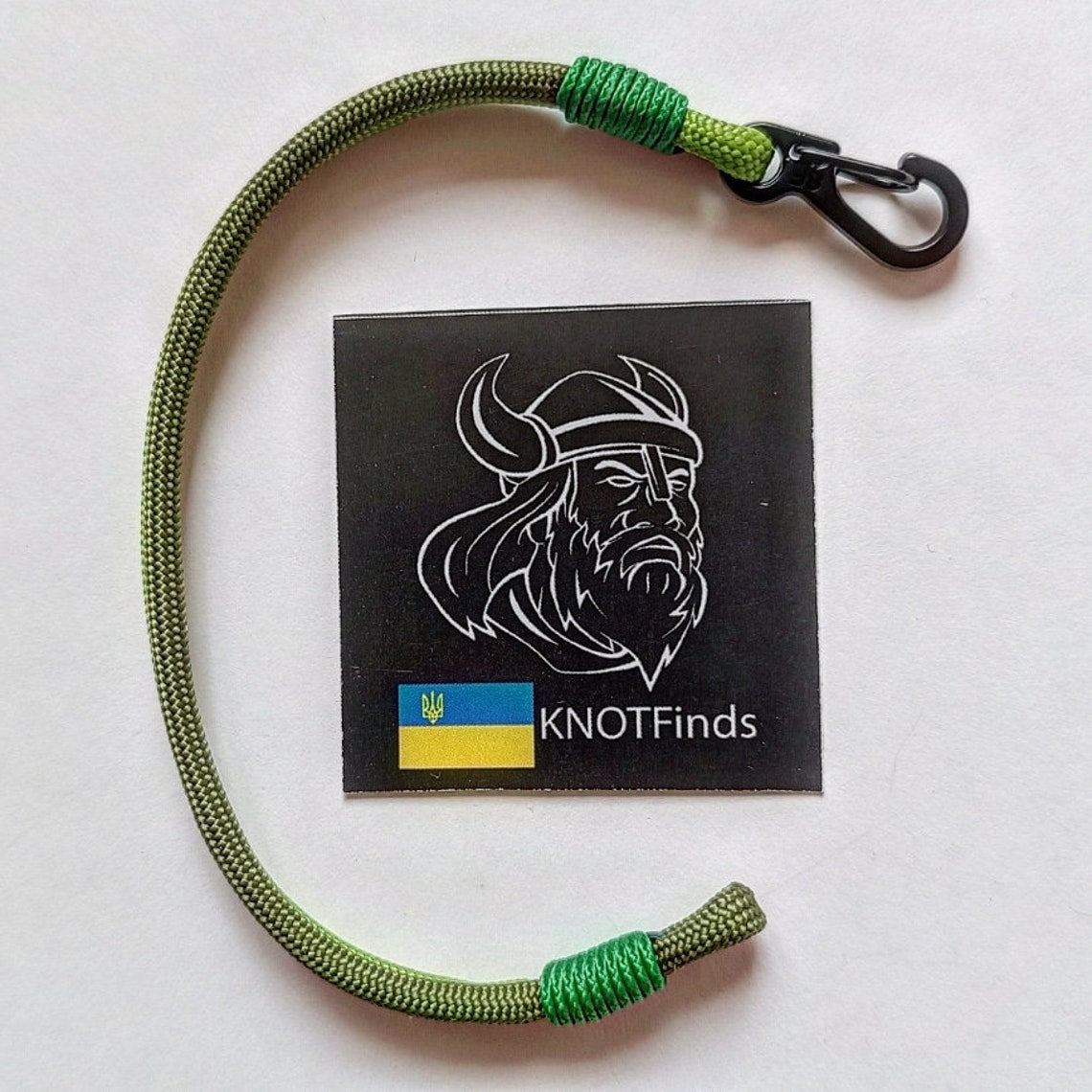 Green Saint Patrick bracelet. Thin green Paracord bangle. Custom size. Parachute cord. Forest bracelet. Extreme durable. Bangle rope.