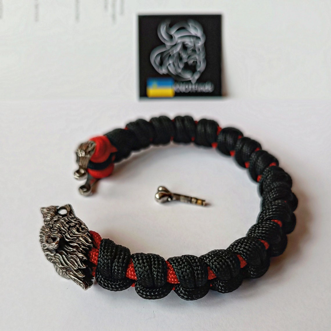 Paracord bracelet with steel Wolf shackle. Men's style, a gift for tough men. Biker bracelet. Wolf style.