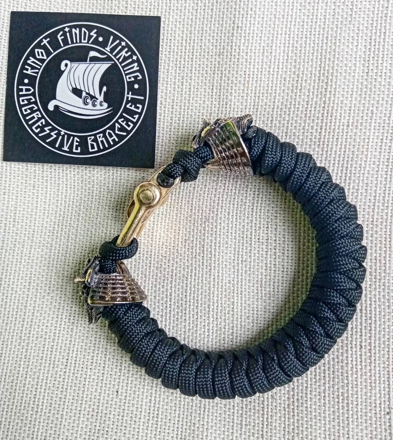 Black Paracord bracelet Samurai. Celtic knot. Paracord jewelry. Mens accessory.
