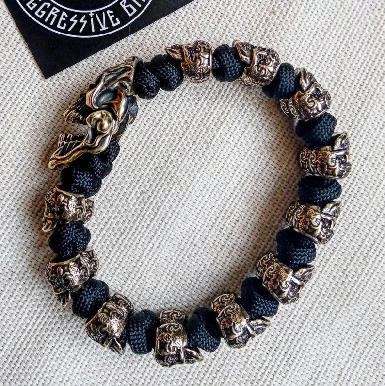 Black biker bangle. Horror skull paracord bracelet. Brutal style.