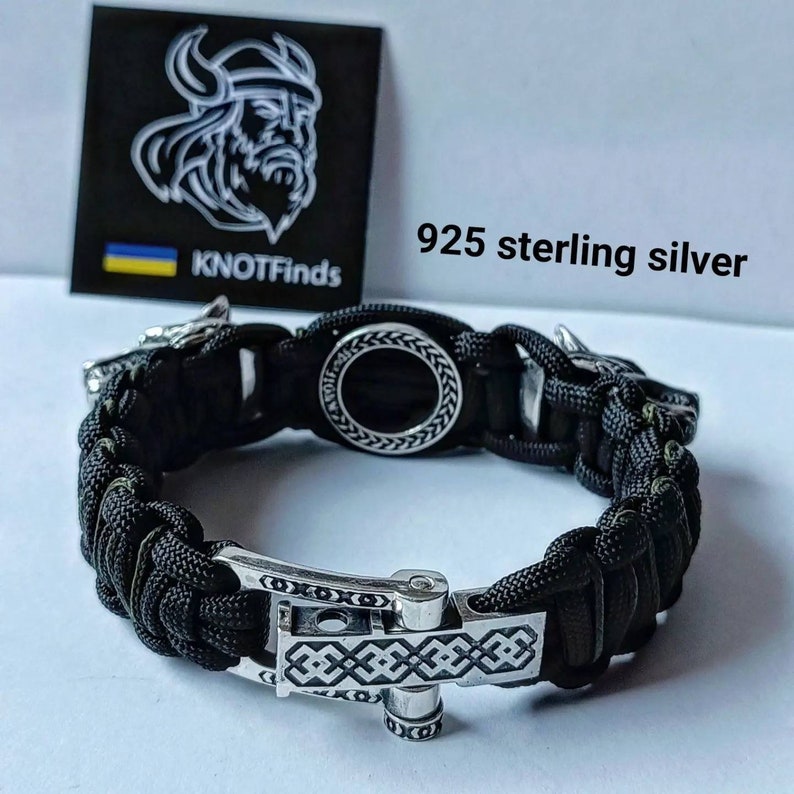 Paracord bracelet with beads "Wolf Head" and "Vegvisir". 925 Sterling silver. Norse mythology.