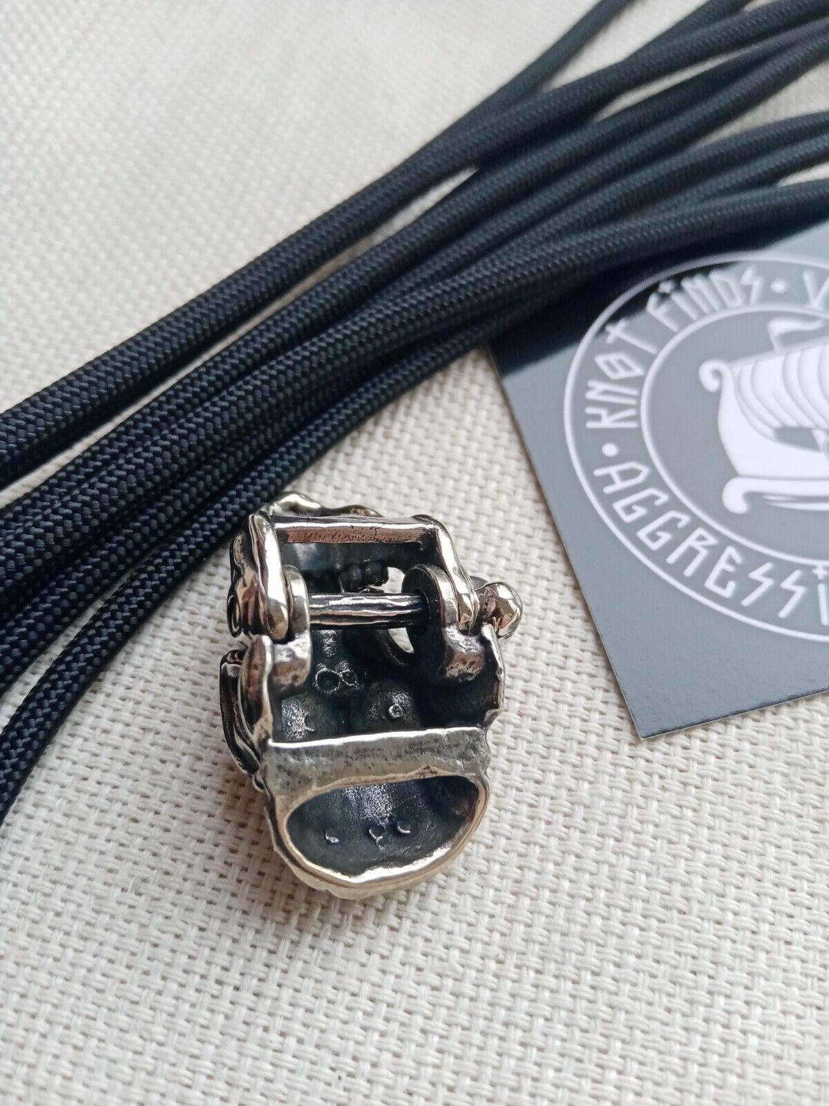 teel paracord SKULL shackle and beads for paracord weaving, viking style. viking jewelry, manual casting