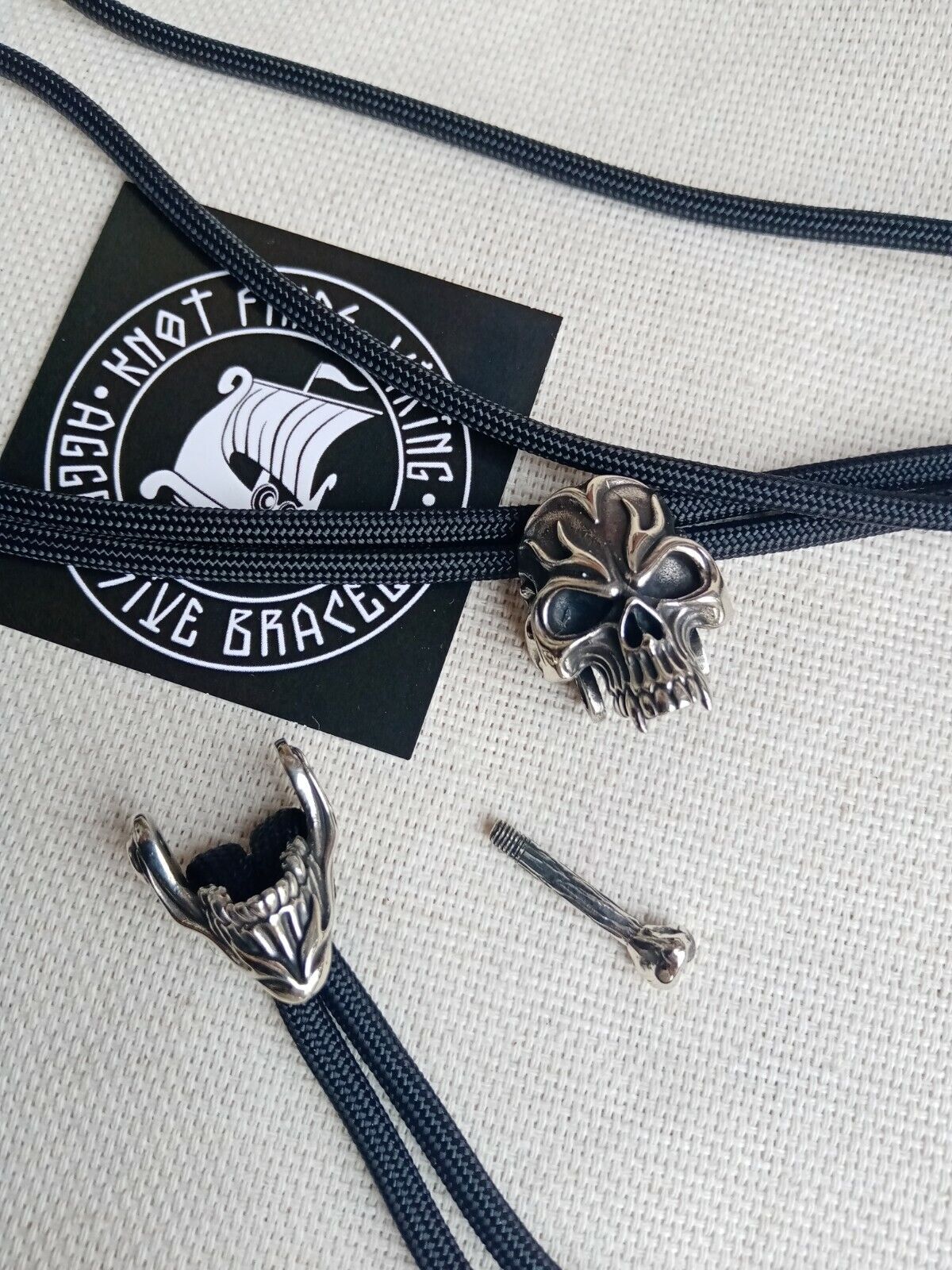 teel paracord SKULL shackle and beads for paracord weaving, viking style. viking jewelry, manual casting