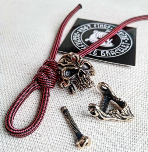Lock for bracelet SKULL. The lock is made of brass. Great for weaving Viking style paracord. viking jewelry, hand casting