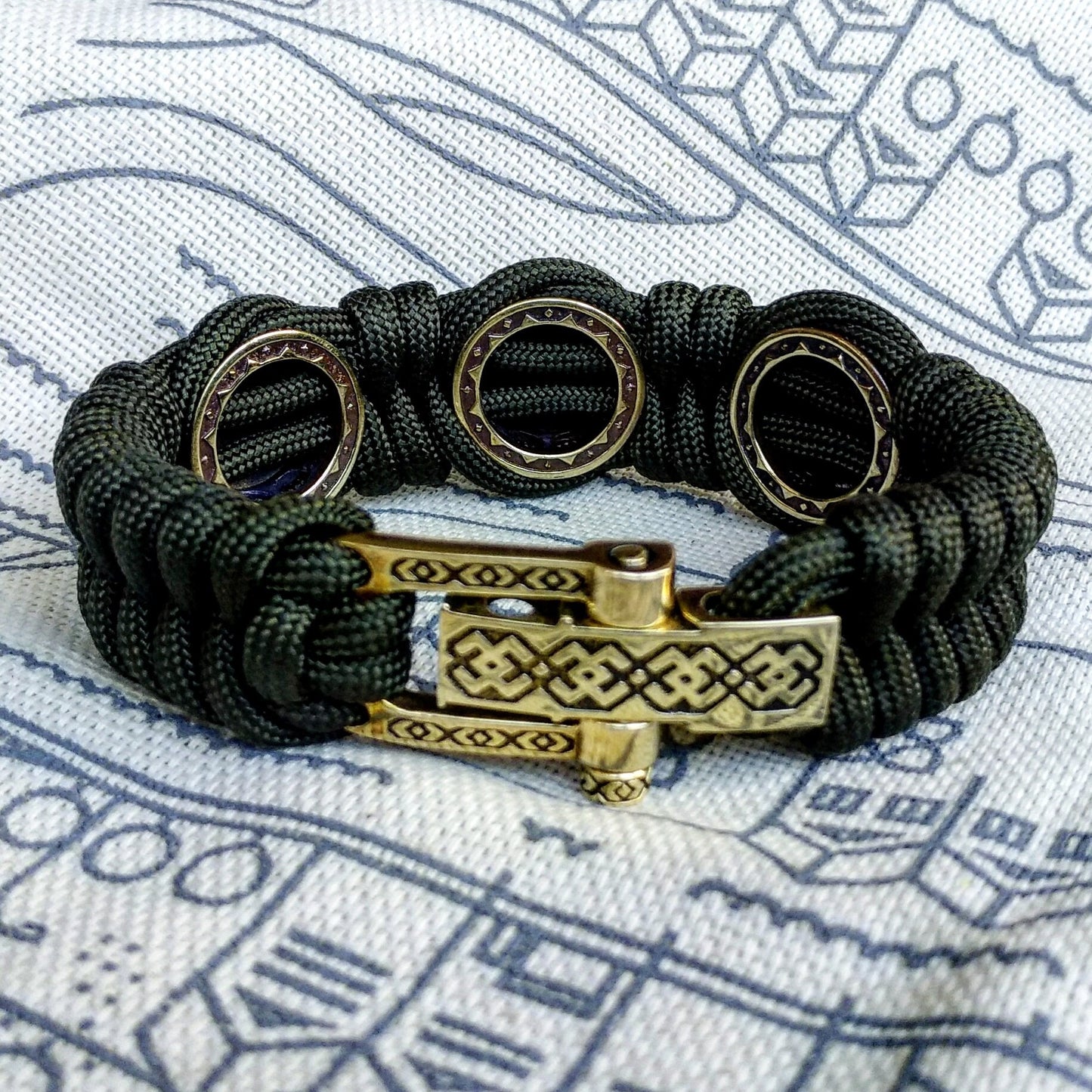 Paracord bracelet / Templar bangle / gift for him