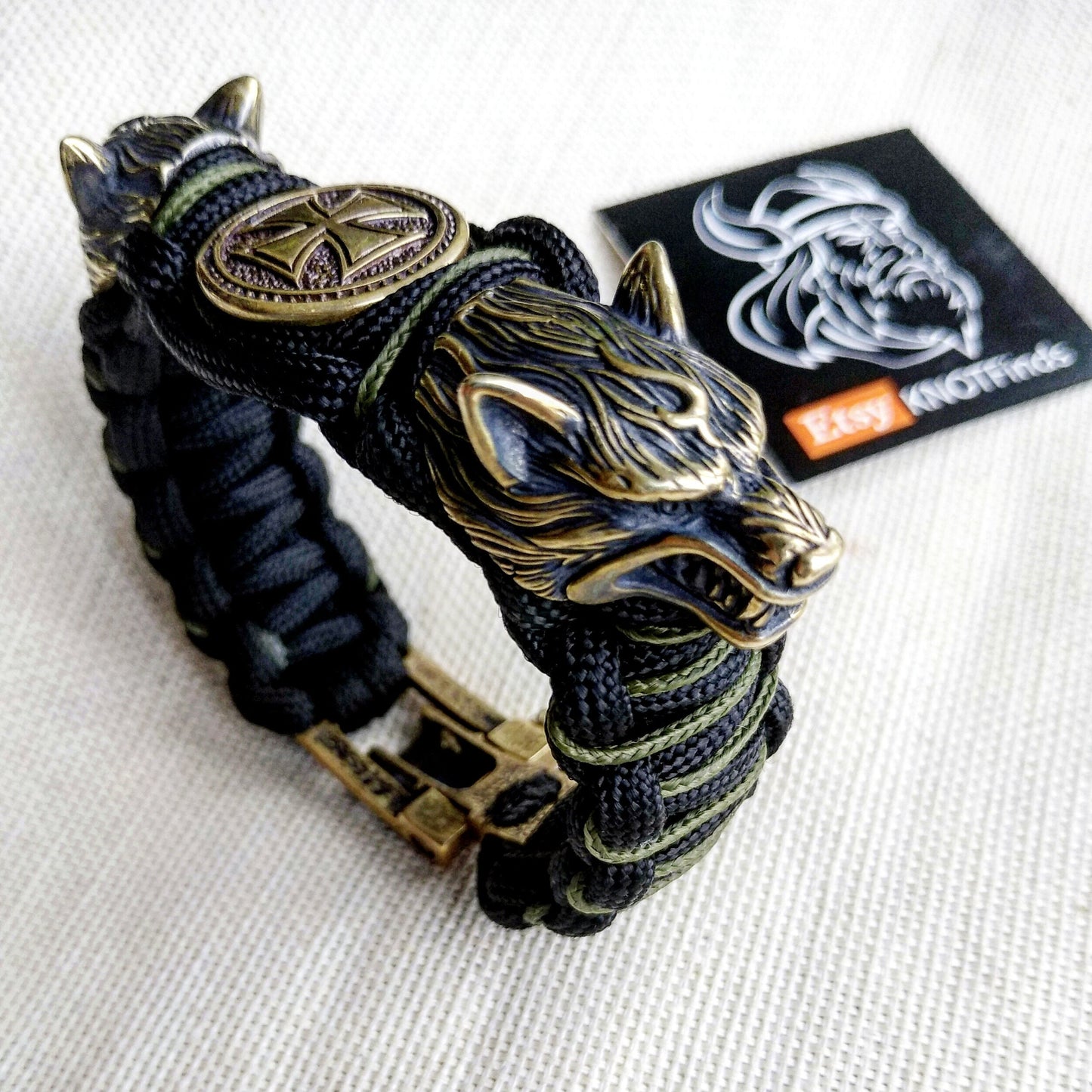 Paracord bracelet with beads "Wolf Head" and "Templar Cross". Men's style, a gift for tough men. Biker bracelet.