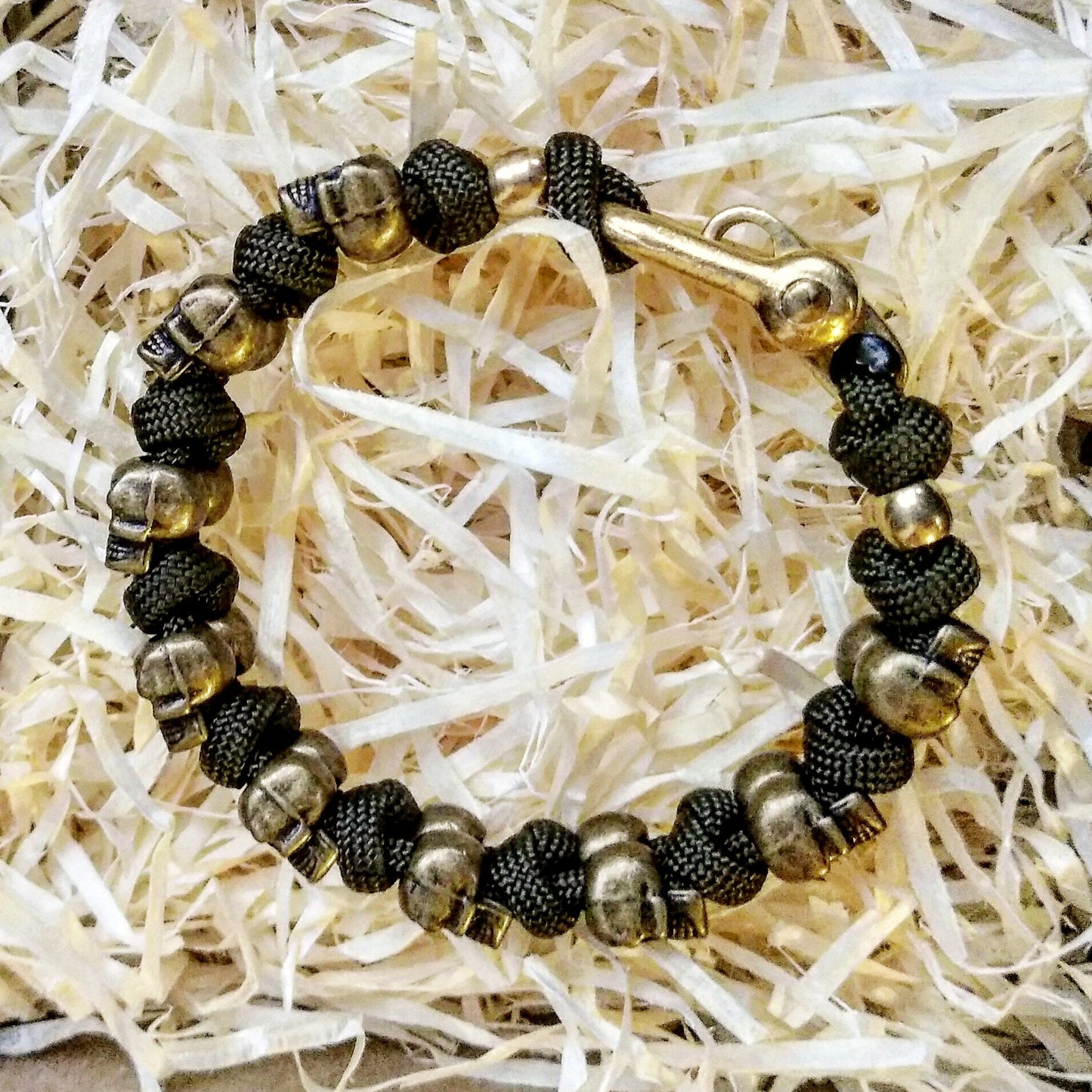 Viking skull bracelet / Scandinavian jewelry / gift for him / paracord bracelet / parachute cord / viking cuff / biker bangle