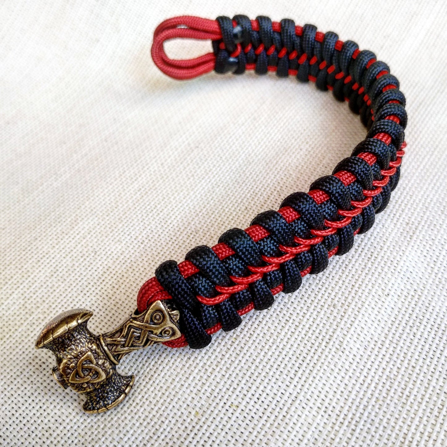 Paracord Bracelet "Thor's Hammer"