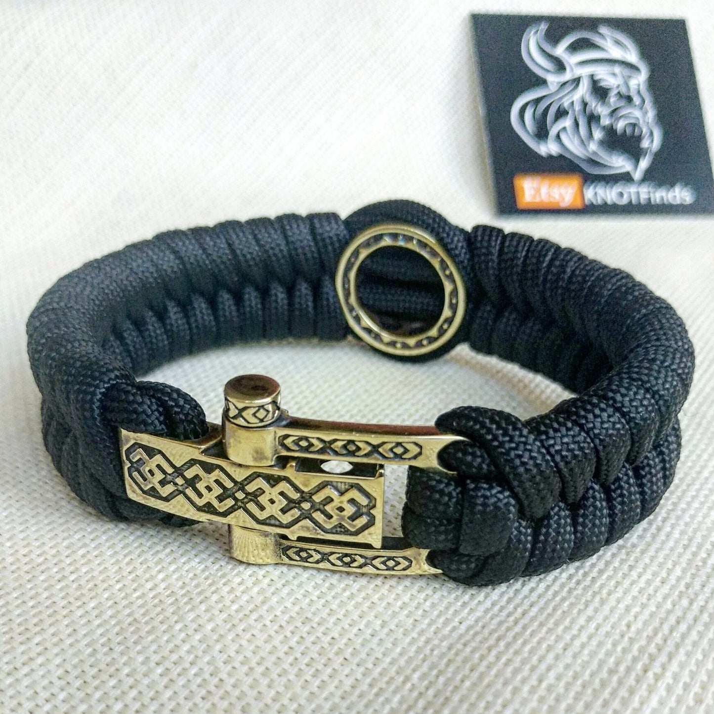 Paracord bracelet "JERUSALEM CROSS". The original brutal bracelet made of Celtic knots and beads. Scandinavian style.