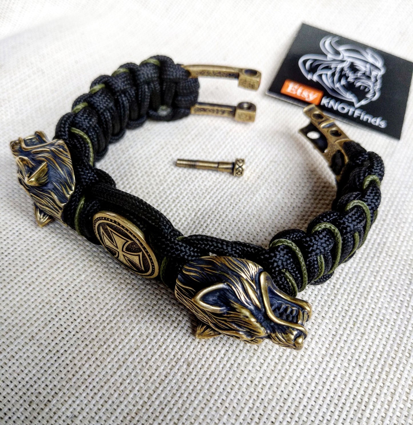 Paracord bracelet with beads "Wolf Head" and "Templar Cross". Men's style, a gift for tough men. Biker bracelet.