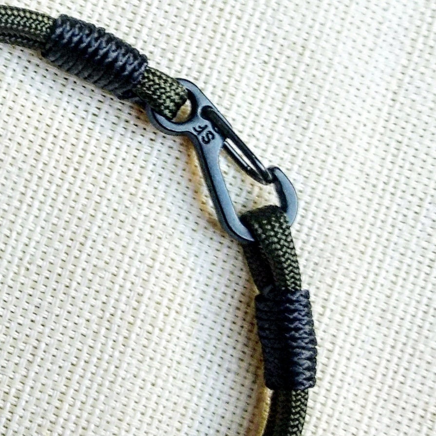 Unloading camp bangle. Thin military bracelet. Bangle rope. Army style.