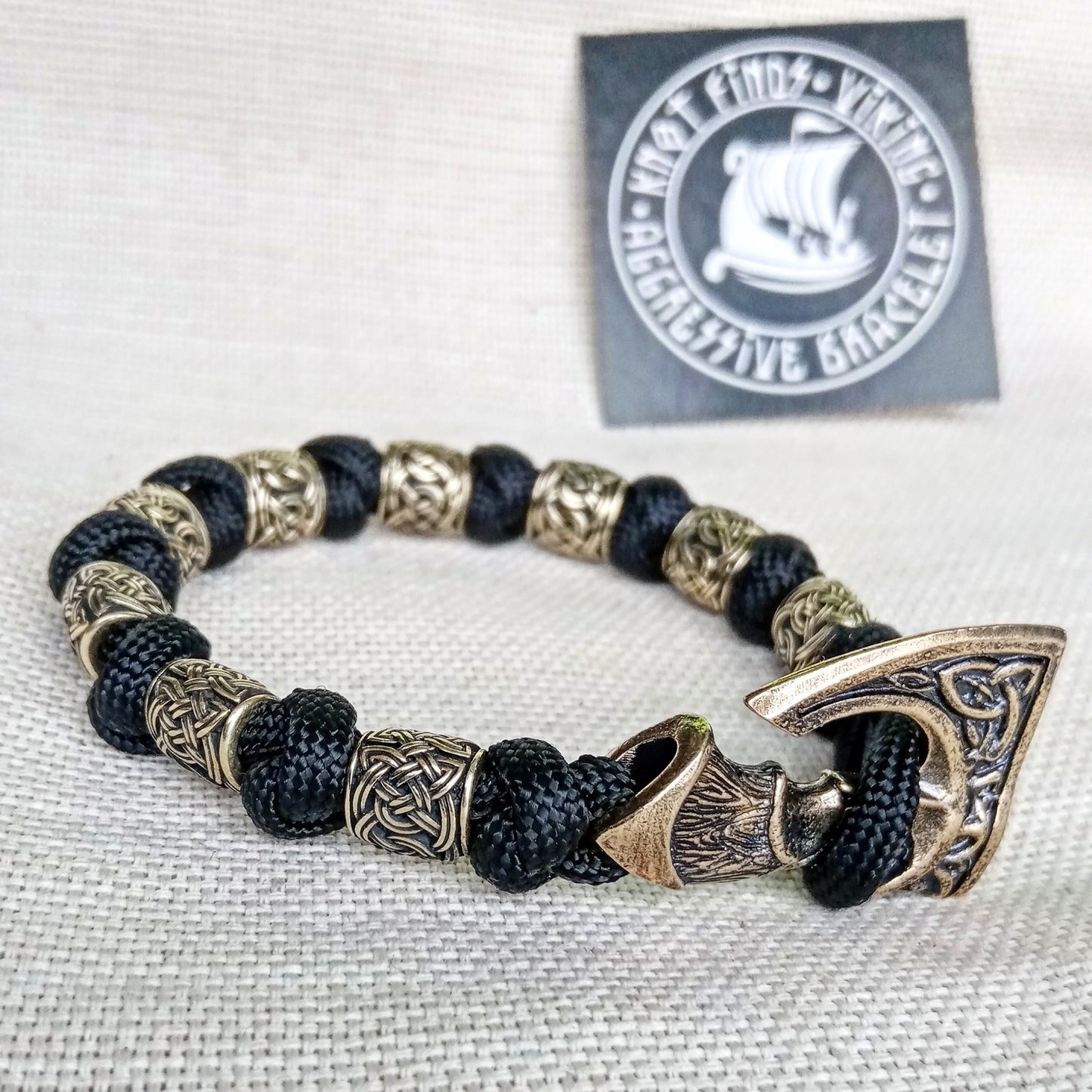 Black Viking bracelet. Paracord bangle. Scandinavian jewelry. Mens style.
