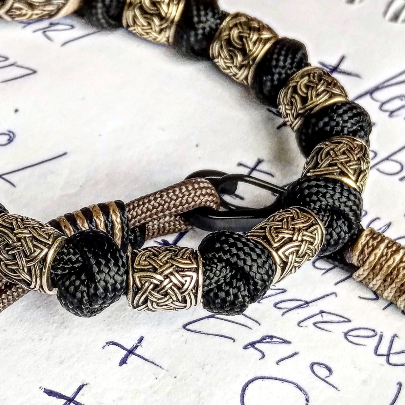 Black Viking bracelet. Paracord bangle. Scandinavian jewelry. Mens style.