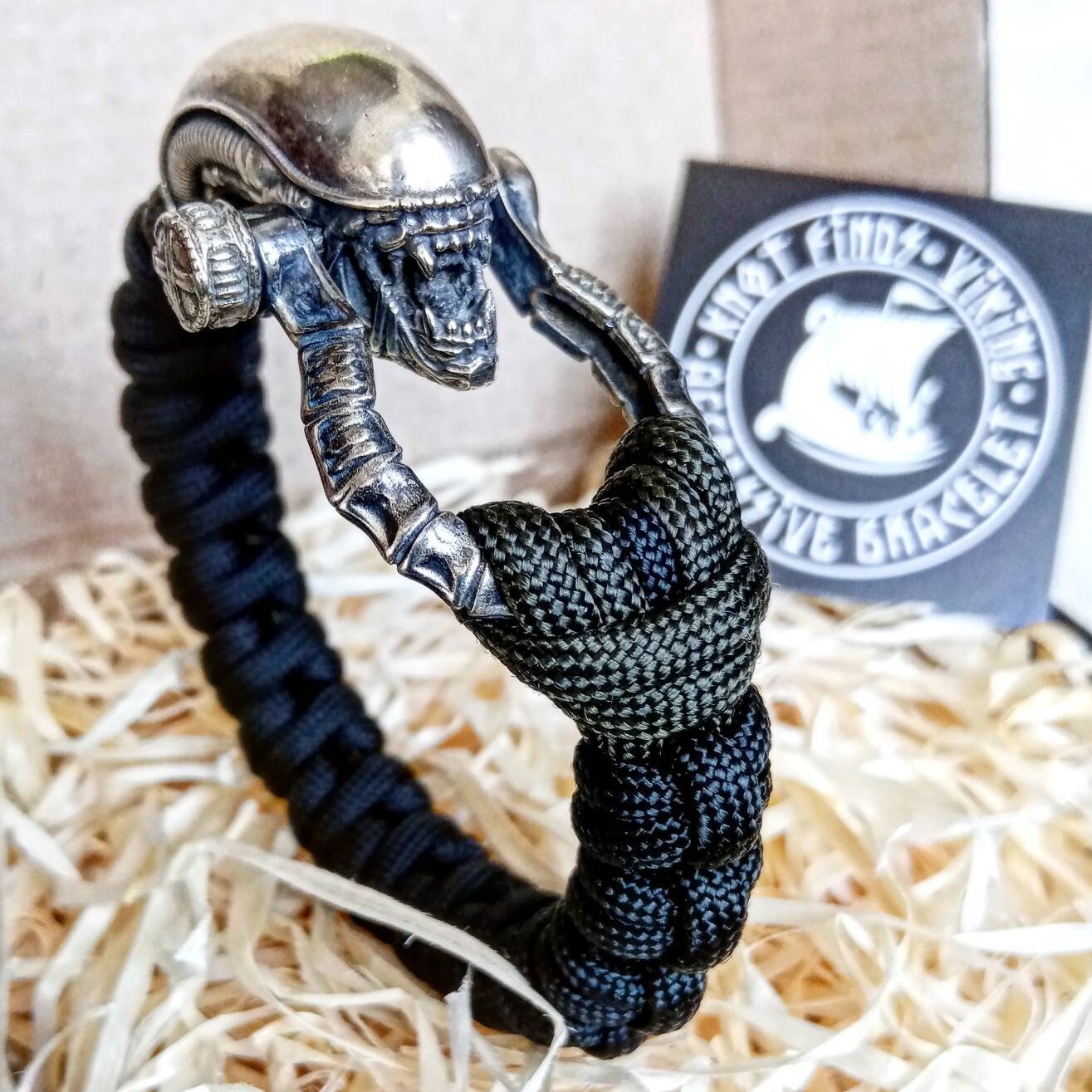 Black Paracord bracelet ALIEN. Biker bangle. Viking style. Xenomorph. Scandinavian jewelry.