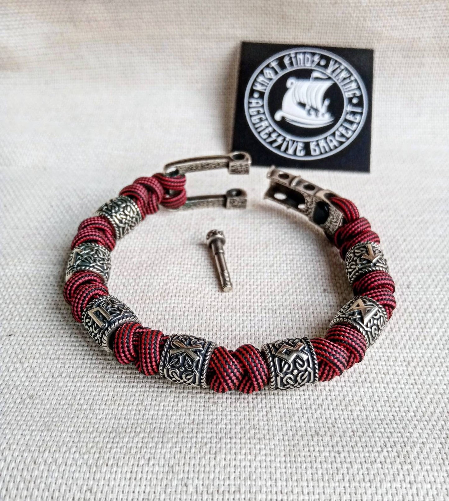 Runic Paracord bangle. Mens bracelet. Viking jewelry. Nordic style.