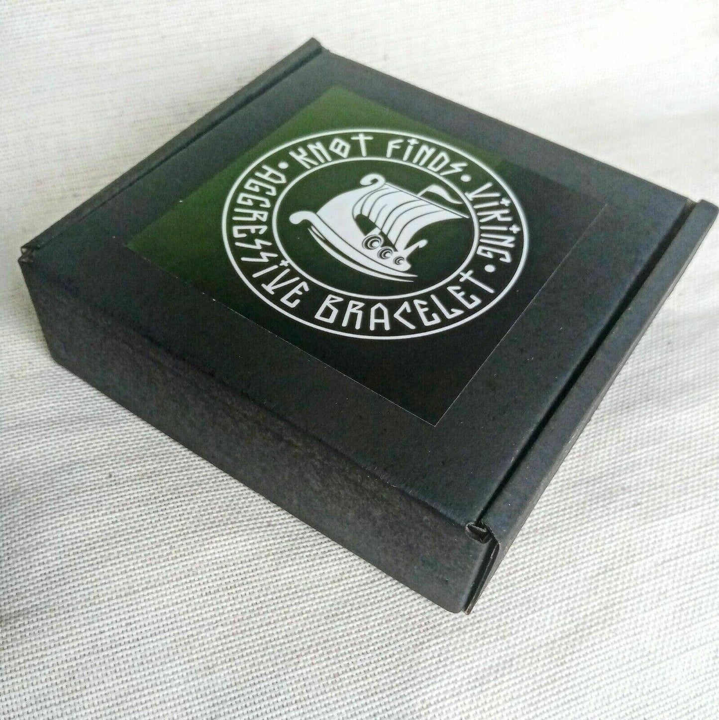 Runic Paracord bangle. Mens bracelet. Viking jewelry. Nordic style.