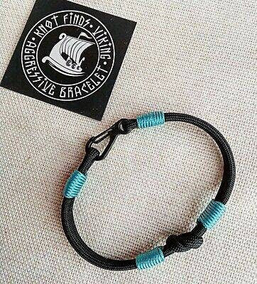 Thin skydiving bracelet made of paracord and carbine for men. Sky style. Extreme durable.