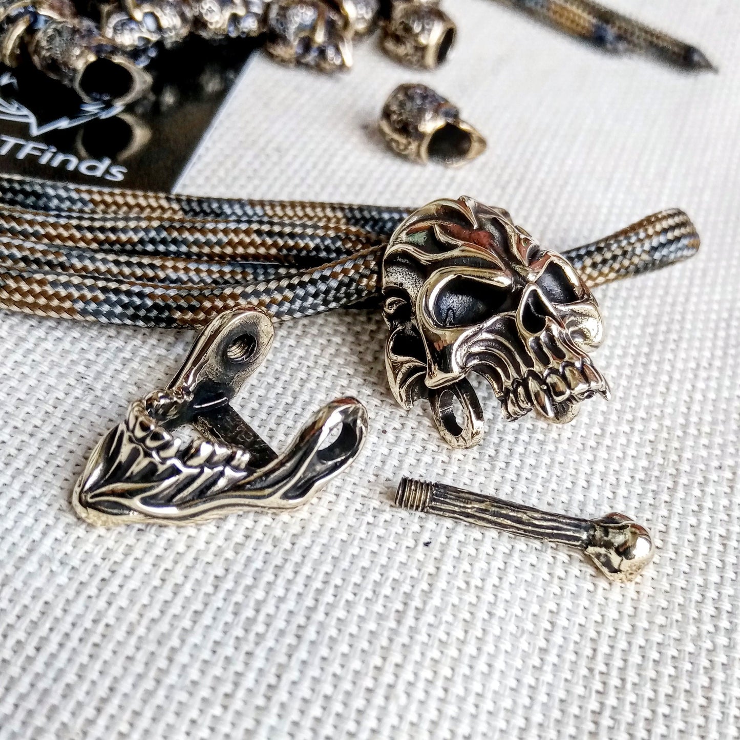 Celtic brass beads, SKULL, ua tactical paracord 550. Set for weaving a bracelet from paracord. DIY gift. Do it yourself.