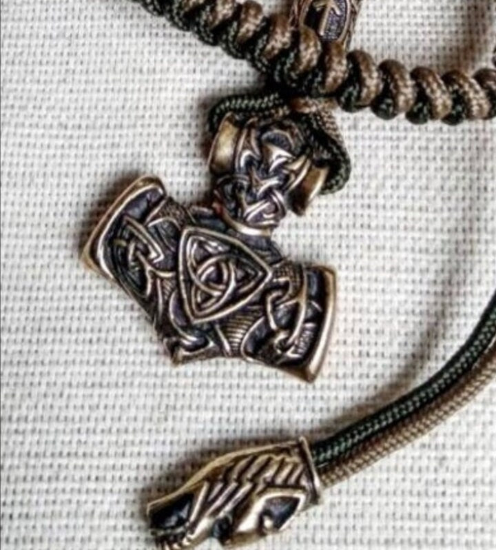 Mjolnir pendant for mens necklace Thor's Hammer clasp for bracelet from paracord, Viking style