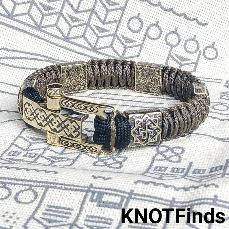 Set for weaving a viking bracelet from paracord. DIY gift. Do it yourself. Celtic bracelet with a paracord, Valkyrie . Viking style.