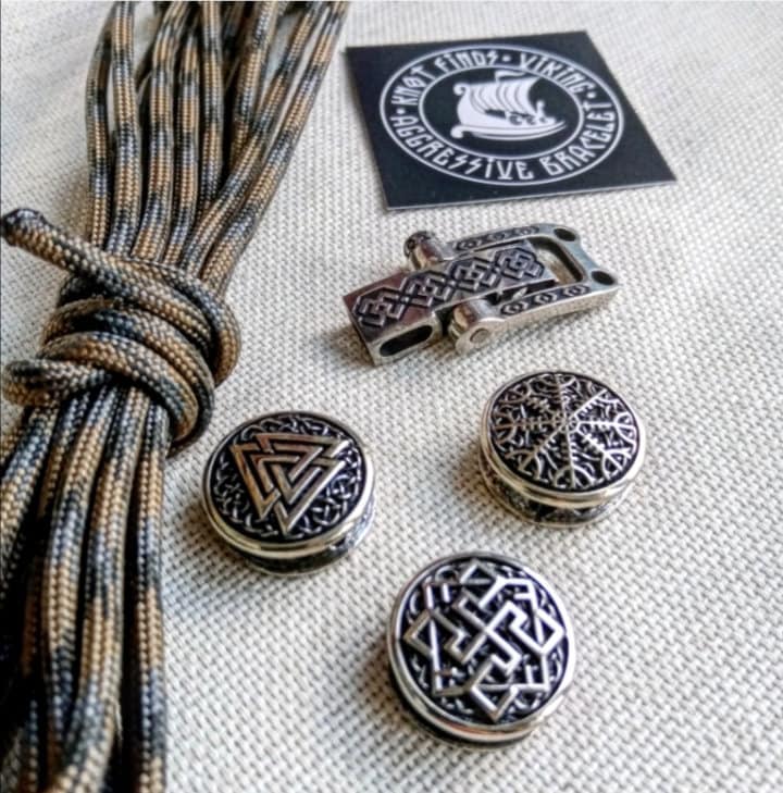 Set for weaving a bracelet from paracord. DIY gift. Do it yourself. Celtic bracelet VIKING PROTECTIVE amulet.
