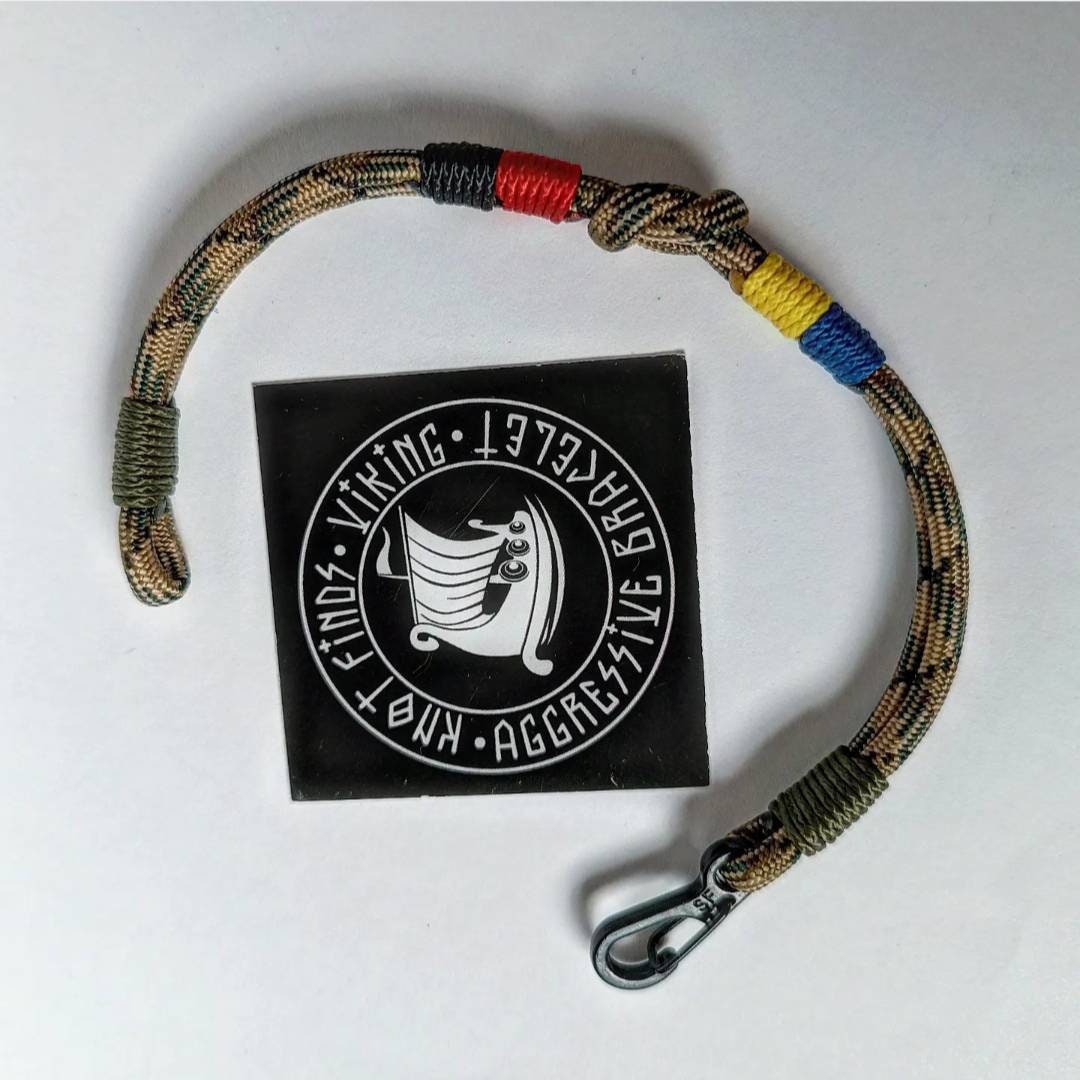 Paracord bracelet. Army style. Unloading camp bangle. Ukrainian symbol. Thin military bracelet. Glory to Ukraine.