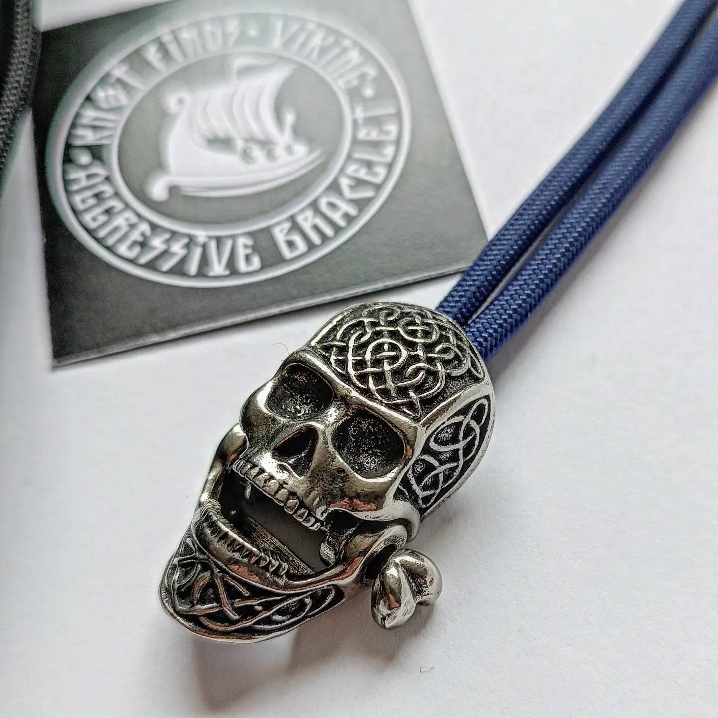 Steel SKULL shackle. Beads for paracord weaving, viking style. viking jewelry, skull symbol.