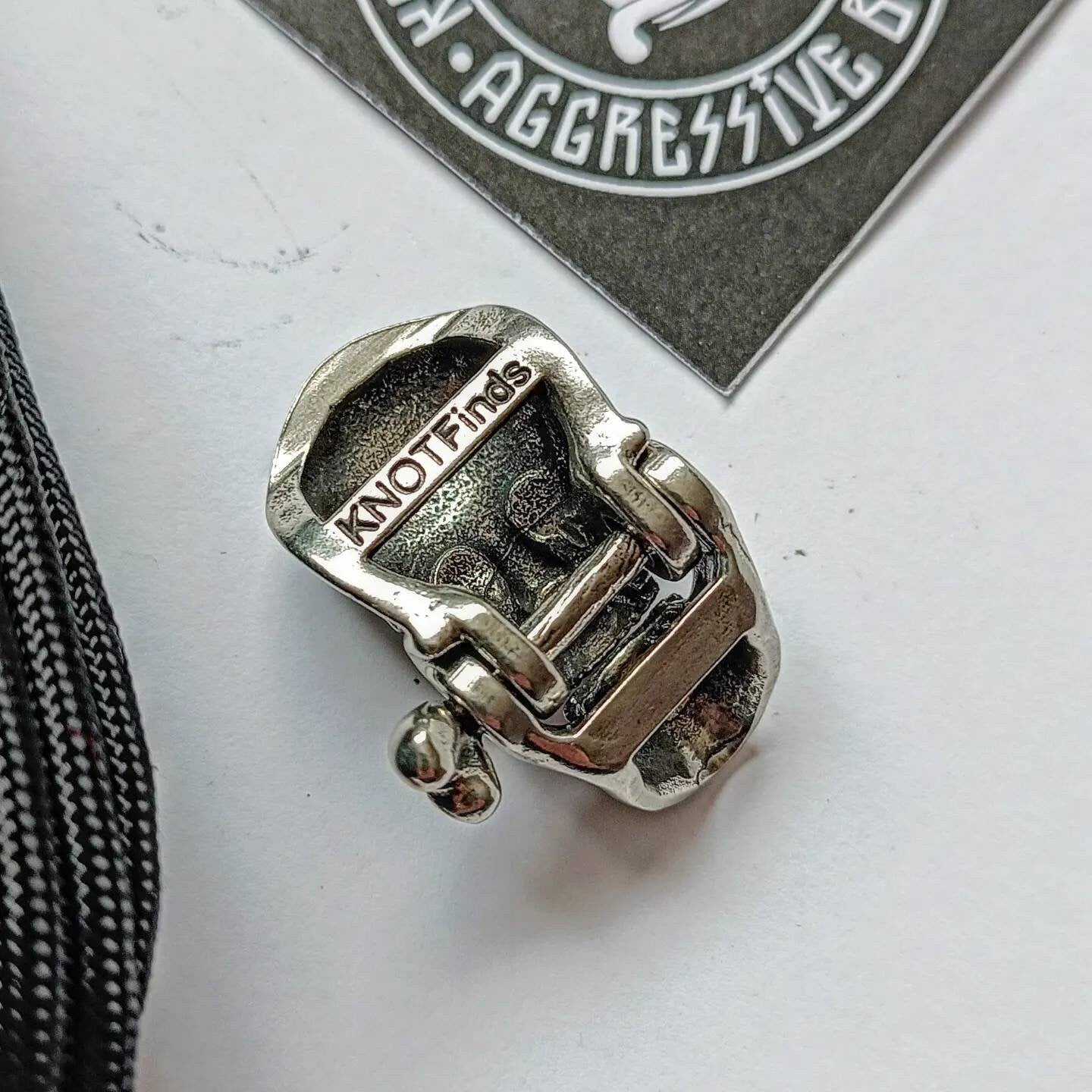 Steel SKULL shackle. Beads for paracord weaving, viking style. viking jewelry, skull symbol.