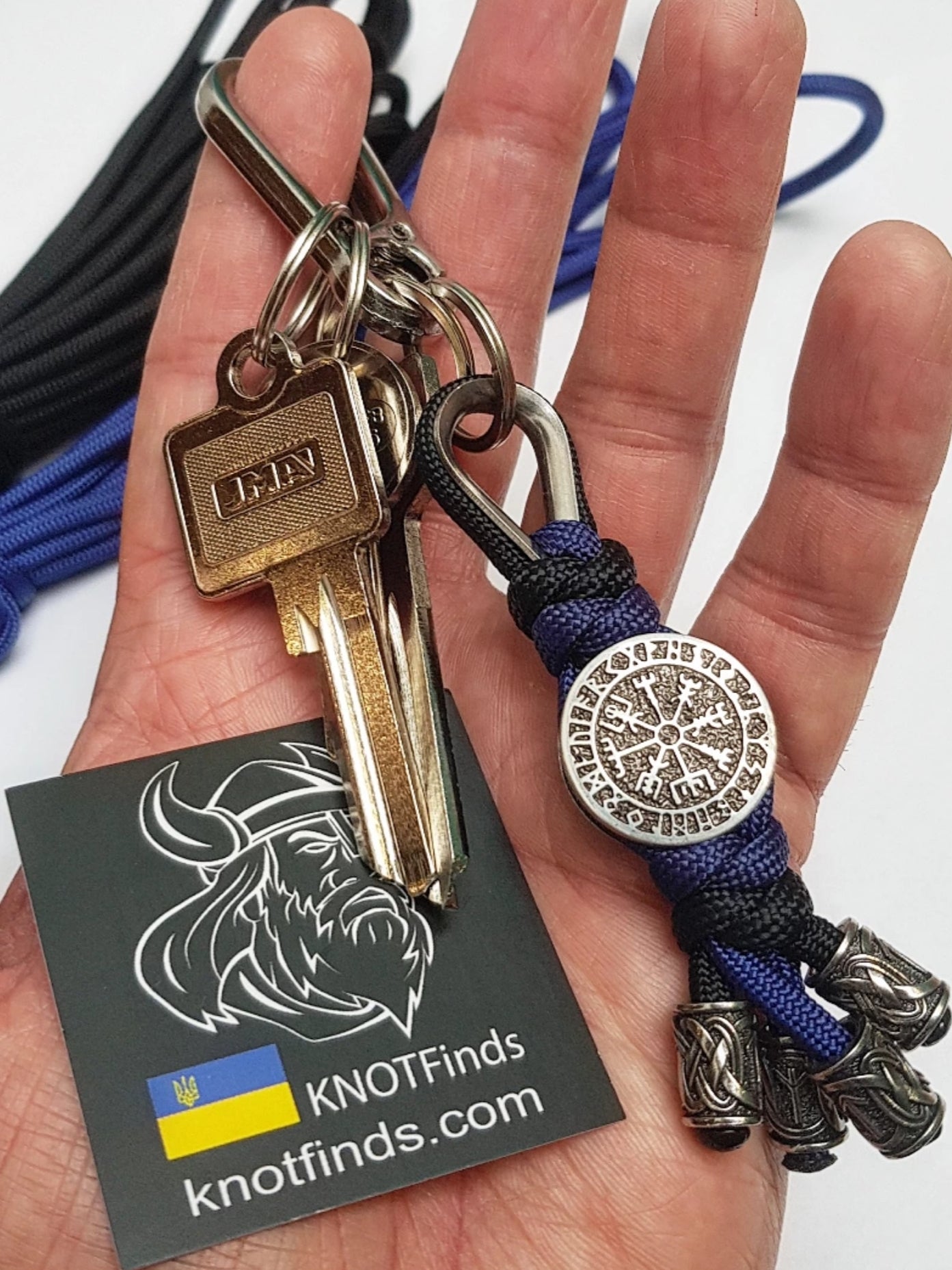 Handcrafted Stainless Steel Vegvisir Viking Compass Keychain – A Unique Nordic/Heritage Gift