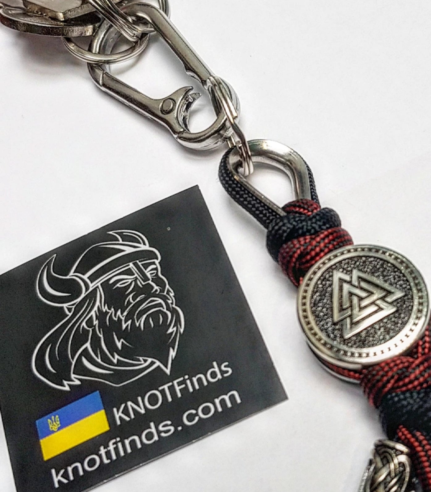 Handcrafted Stainless Steel Valknut Viking Symbol Keychain – A Unique Nordic/Heritage Gift